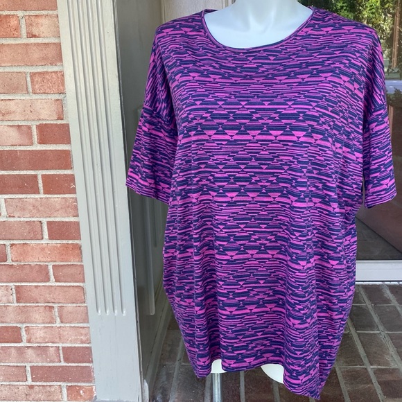 EUC LuLaRoe Irma tunic, XL - Picture 2 of 13